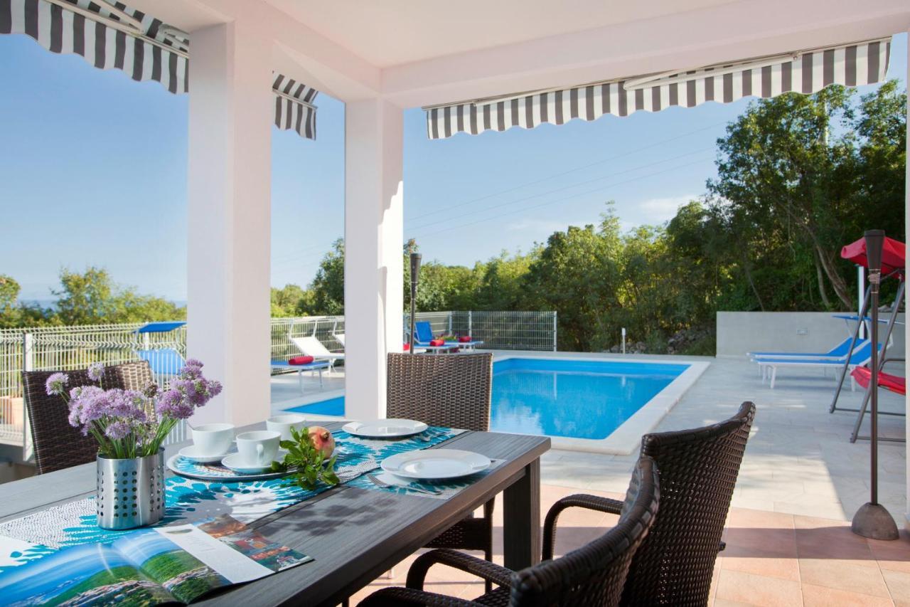 Villa Mirta In Crni Labin  Bagian luar foto