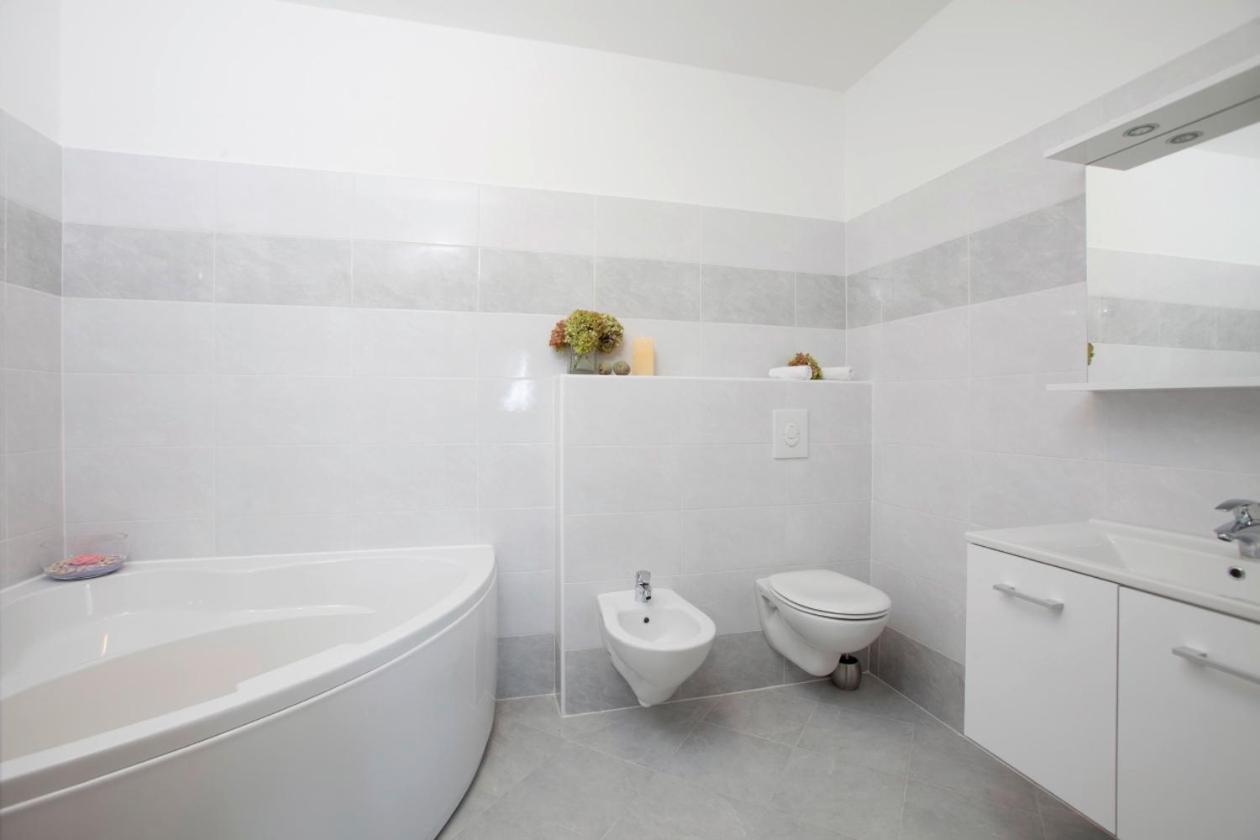 Villa Mirta In Crni Labin  Bagian luar foto